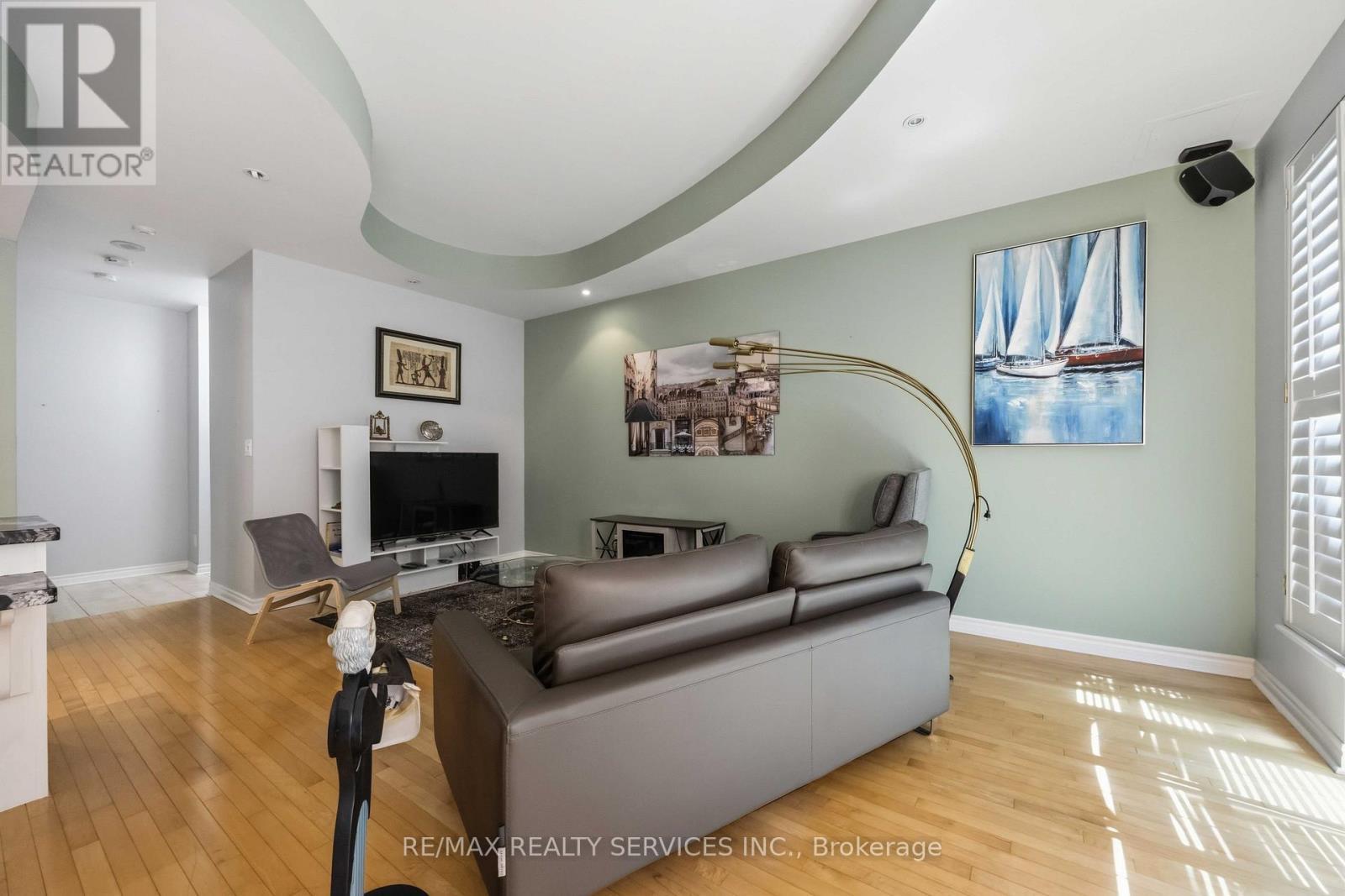 121 - 2111 Lake Shore Boulevard W, Toronto, ON