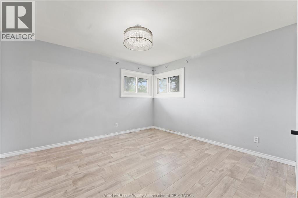 4065 Dougall, Windsor, ON