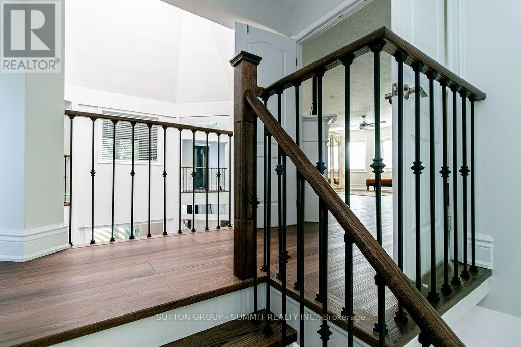 3739 St. Laurent Court, Mississauga, ON