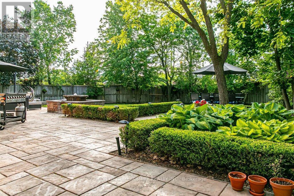3739 St. Laurent Court, Mississauga, ON