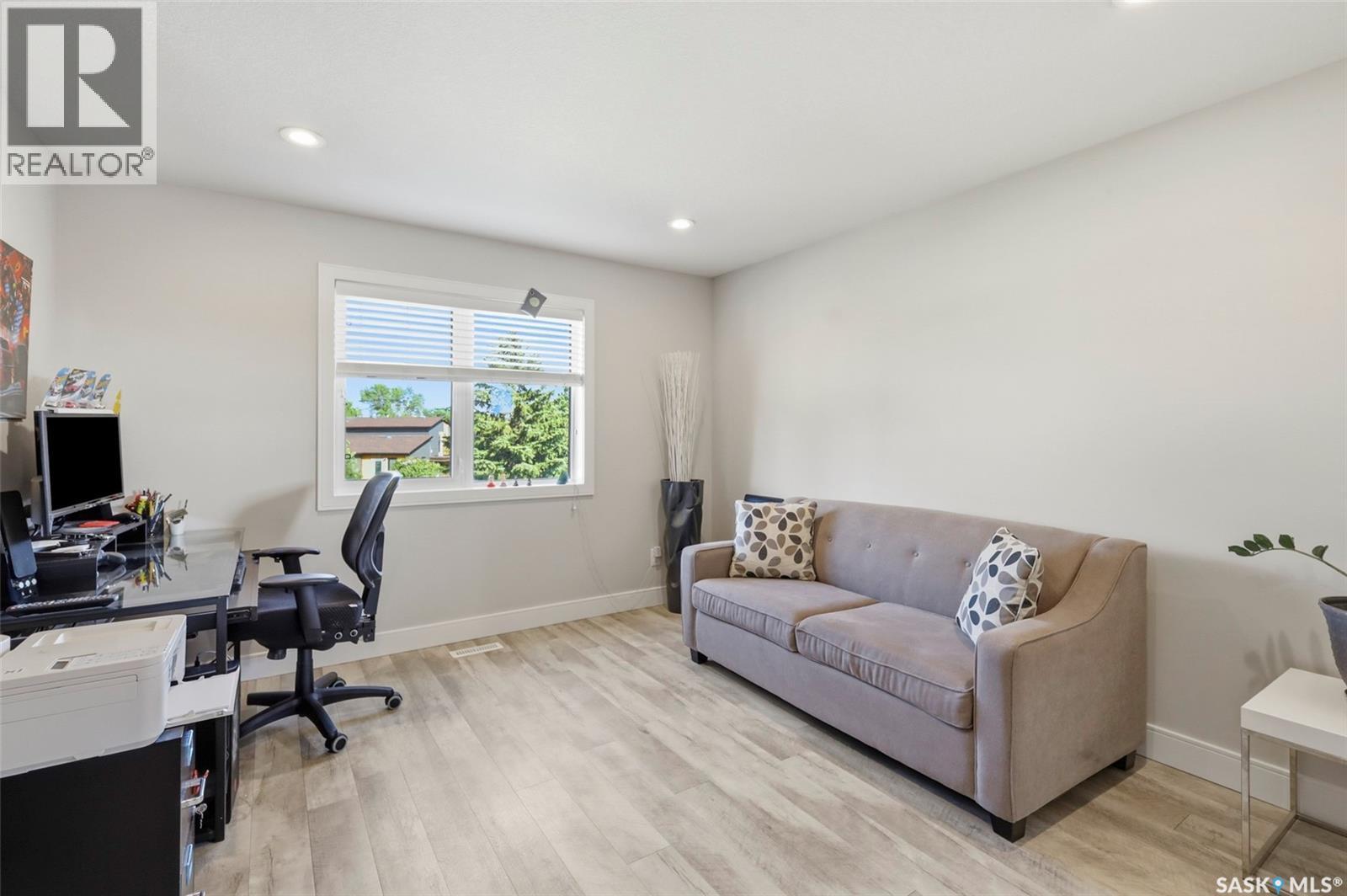170 Palliser Court, Saskatoon, SK