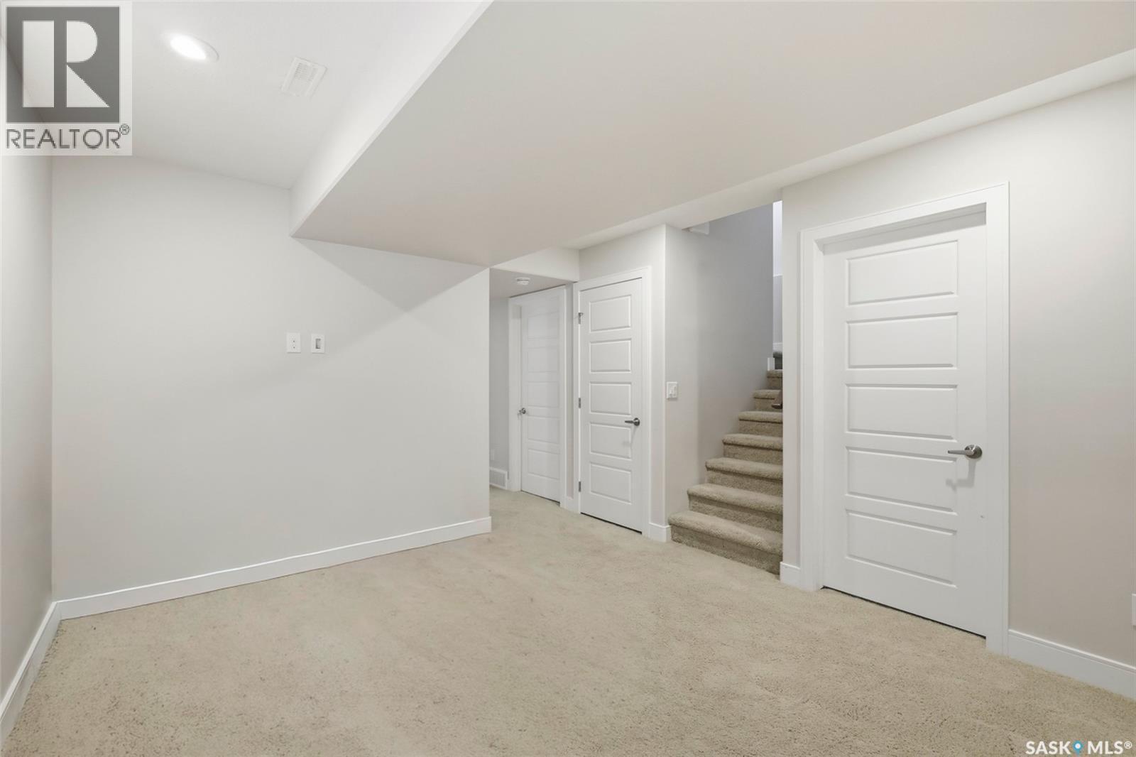 170 Palliser Court, Saskatoon, SK
