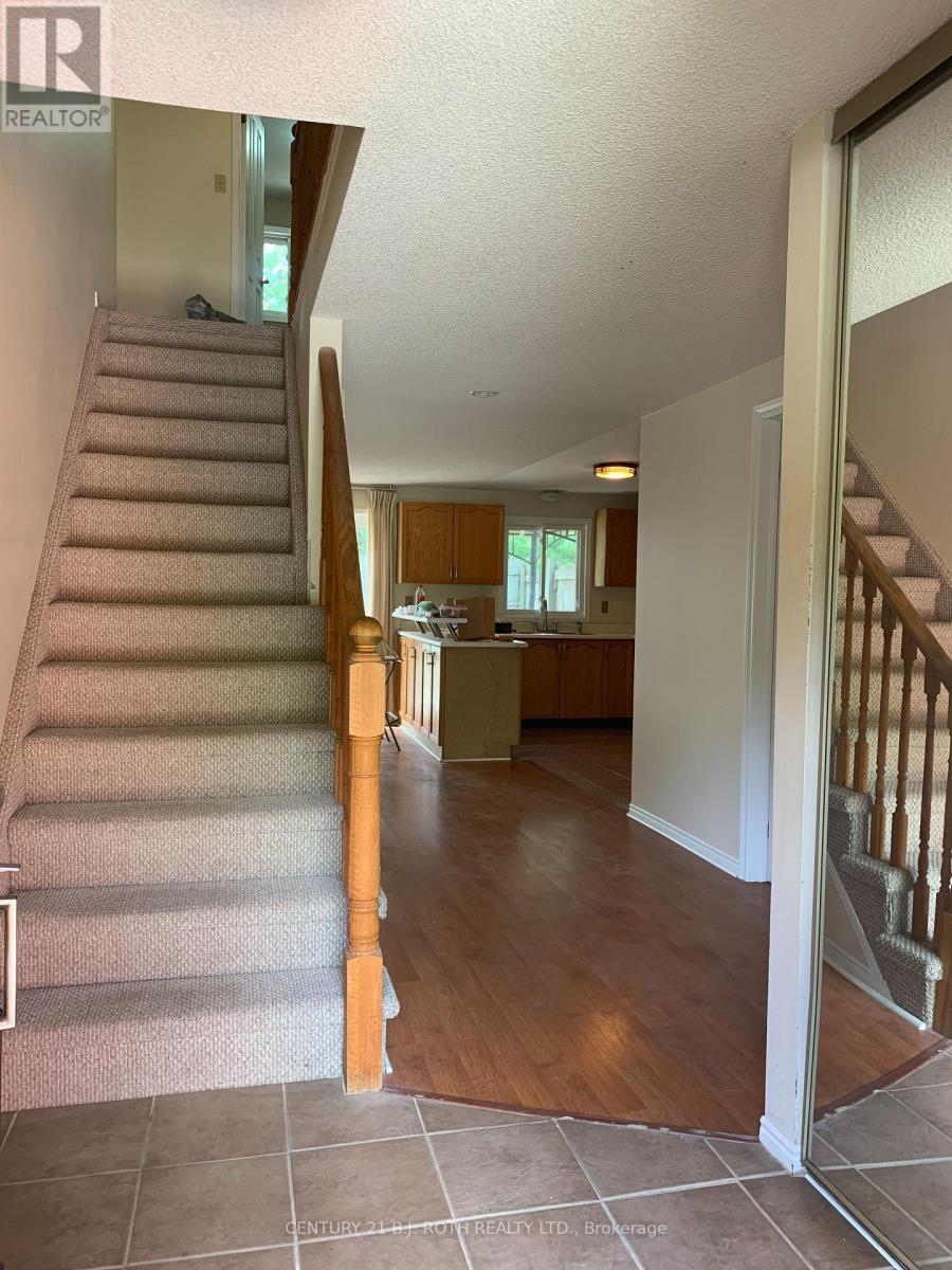 Come on in! - Upper - 29 Irwin Drive, Barrie, ON