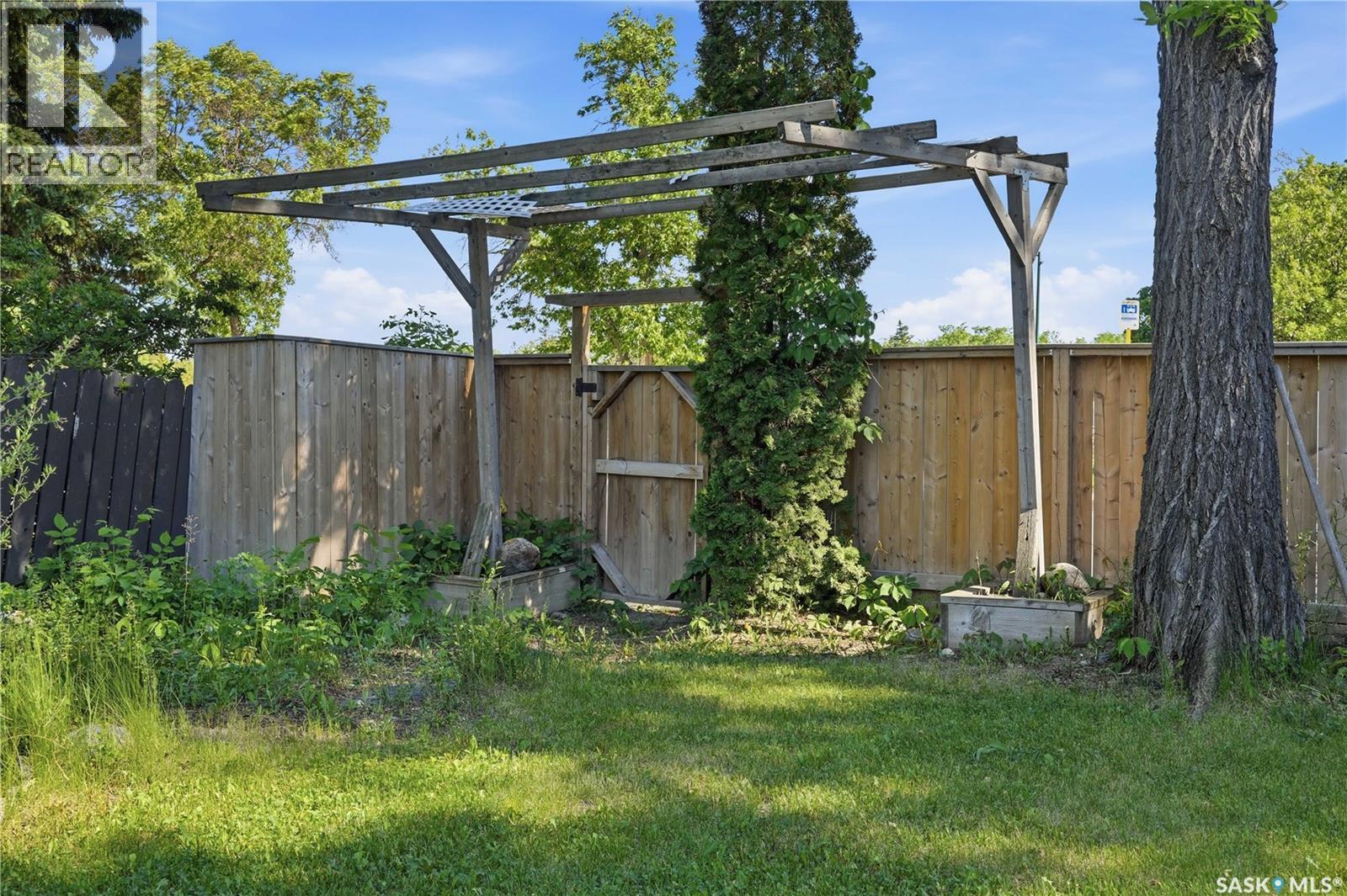 49 Scott Street, Regina, SK