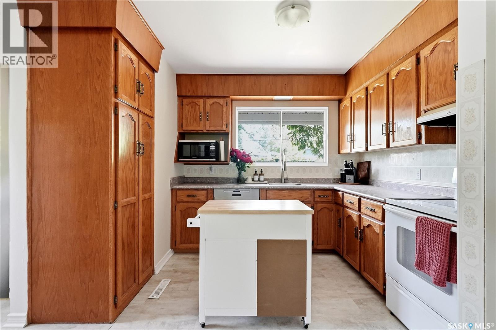 25 Murphy Crescent, Saskatoon, SK