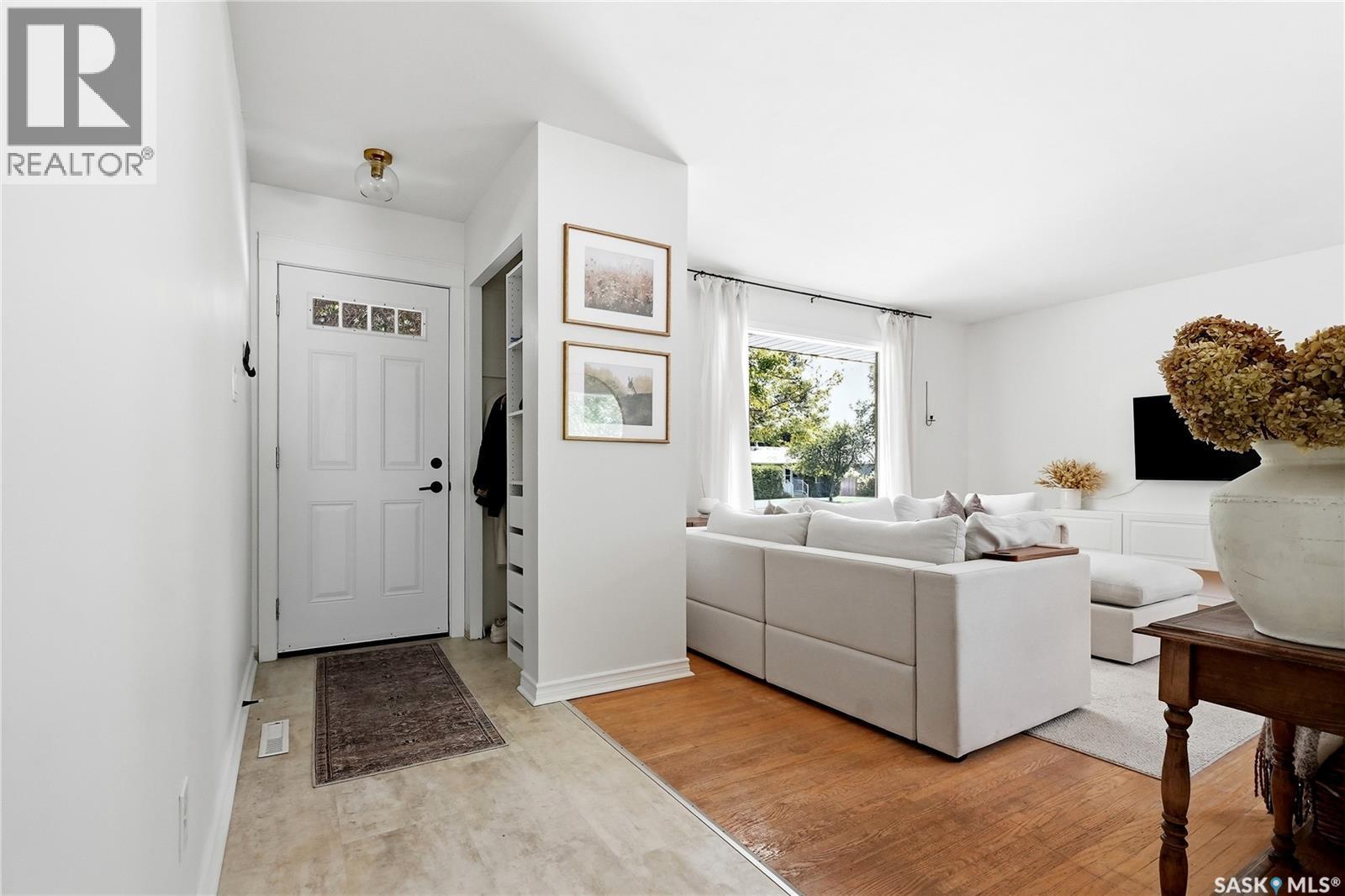 25 Murphy Crescent, Saskatoon, SK