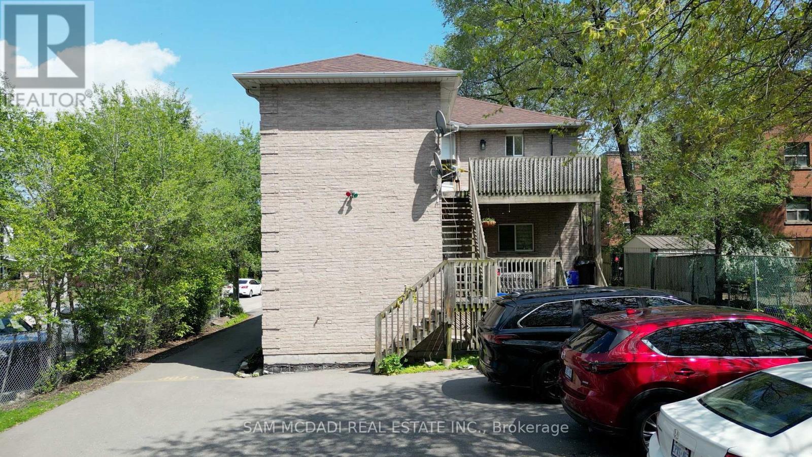 90 Tisdale Street S, Hamilton, ON