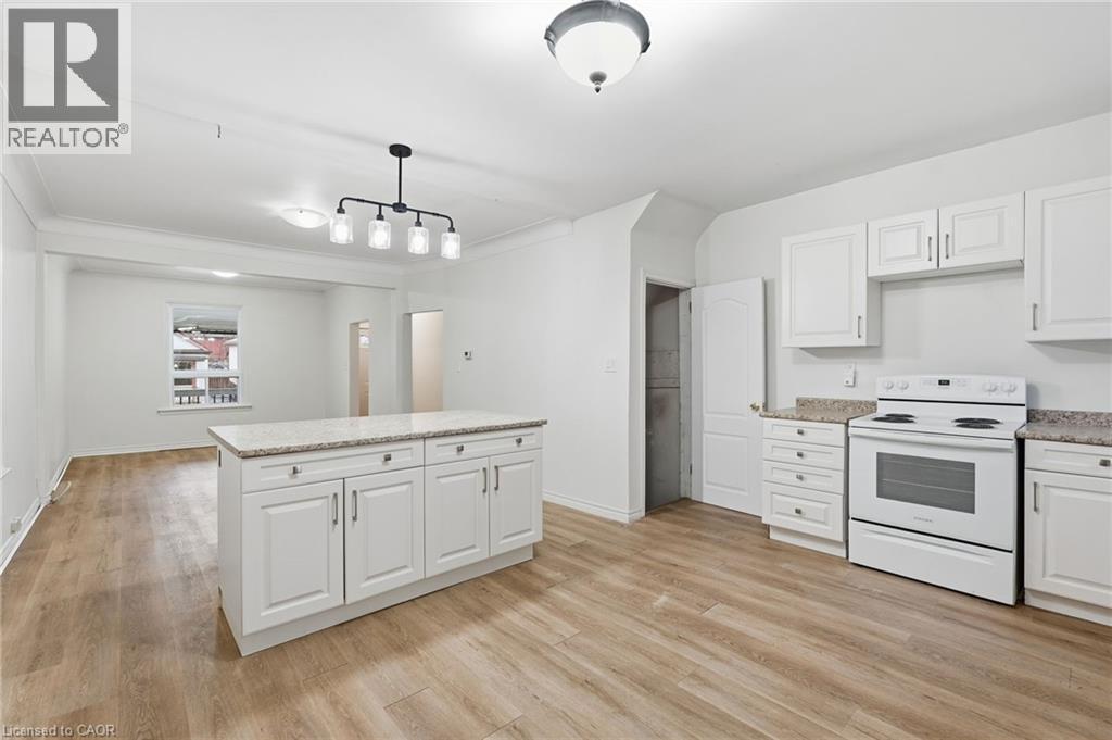 39 Burlington Street E, Hamilton, ON