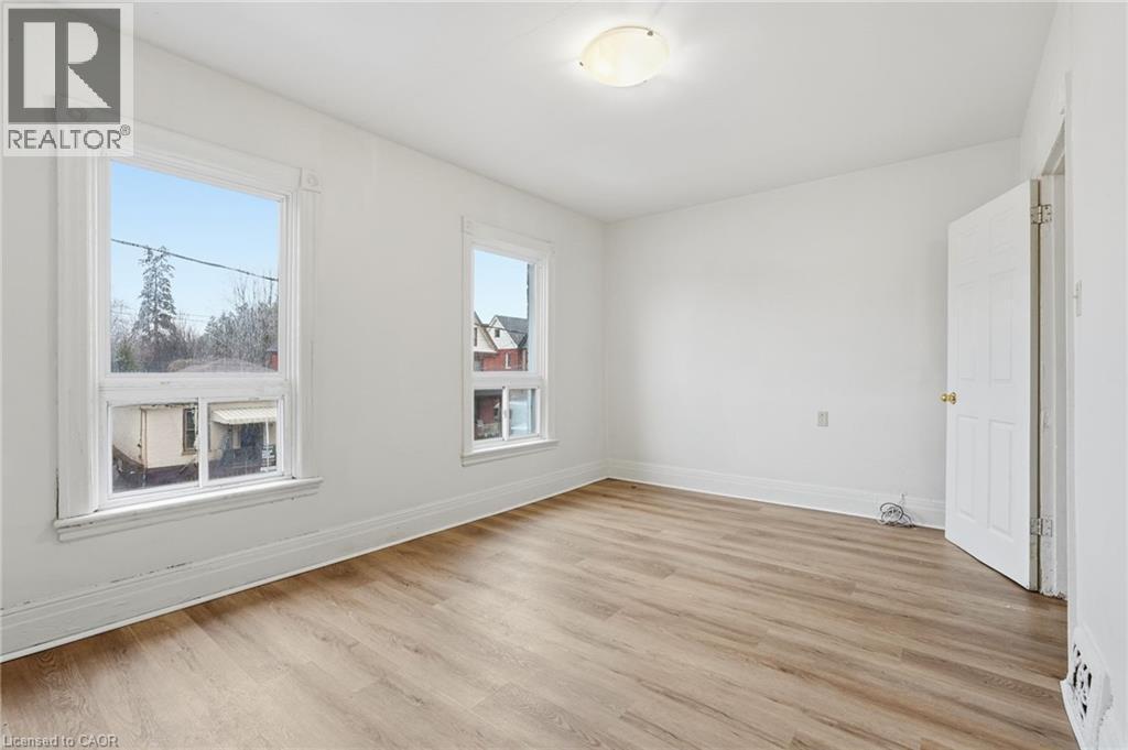 39 Burlington Street E, Hamilton, ON