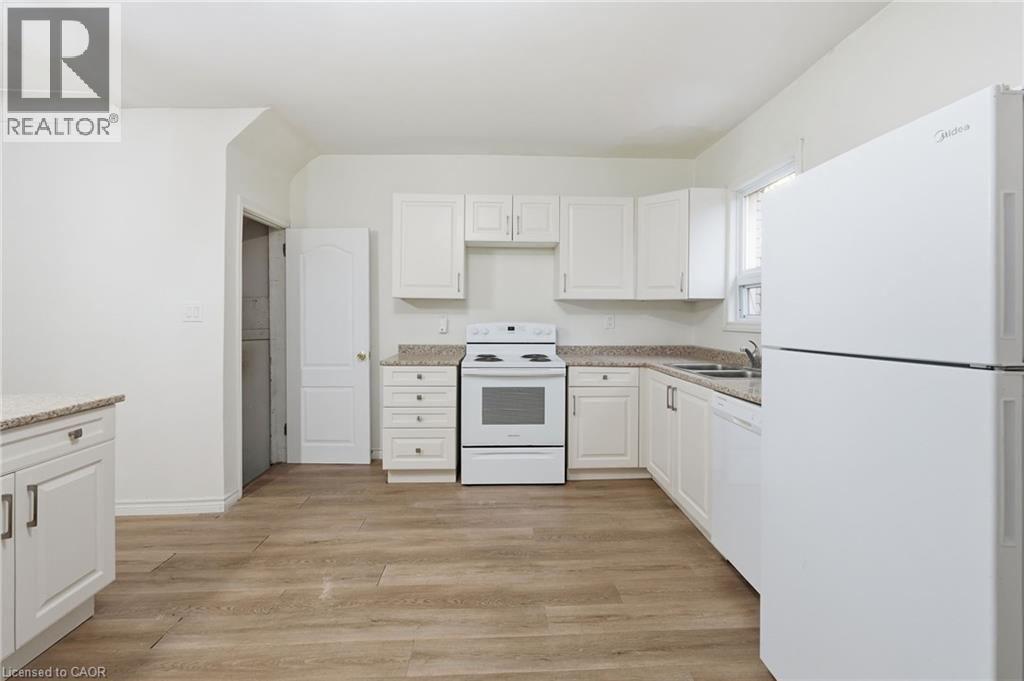 39 Burlington Street E, Hamilton, ON