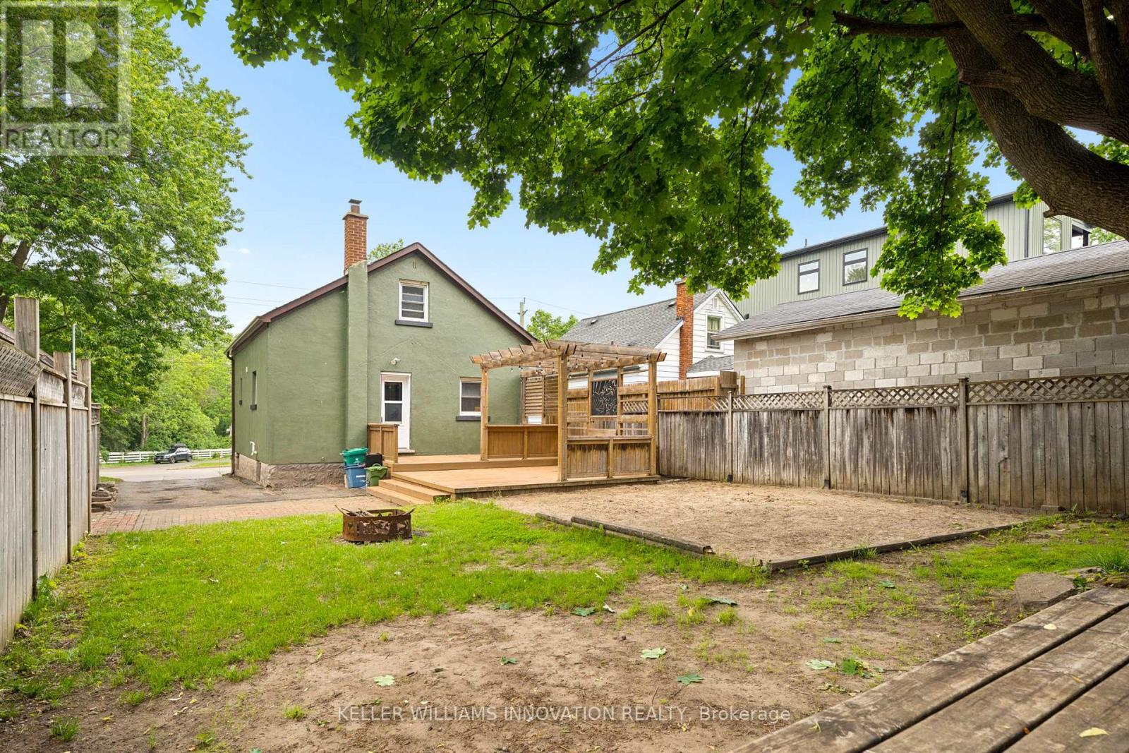 555 Wellington Street N, Kitchener, ON