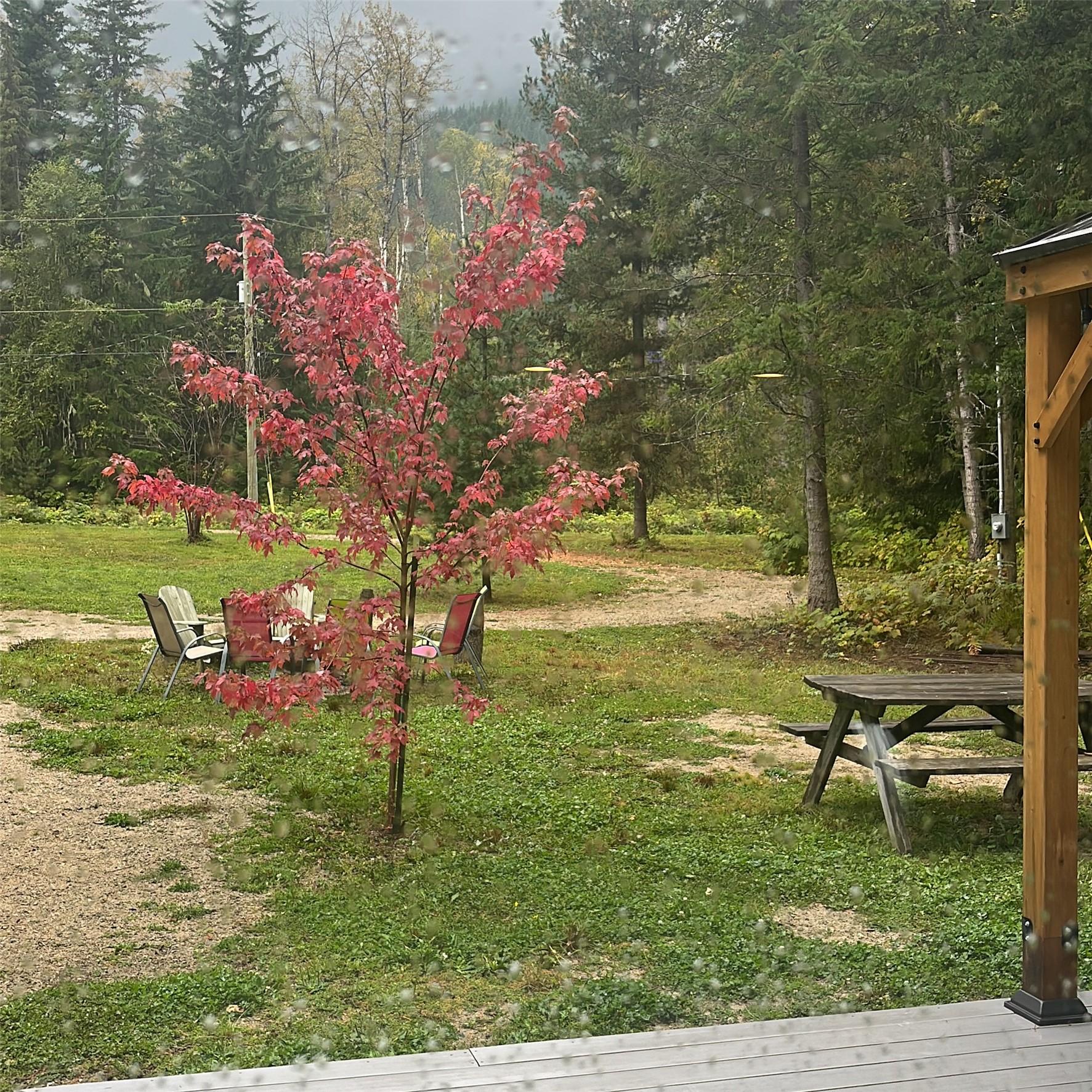 130 Kingfisher Road, Summit Lake, BC