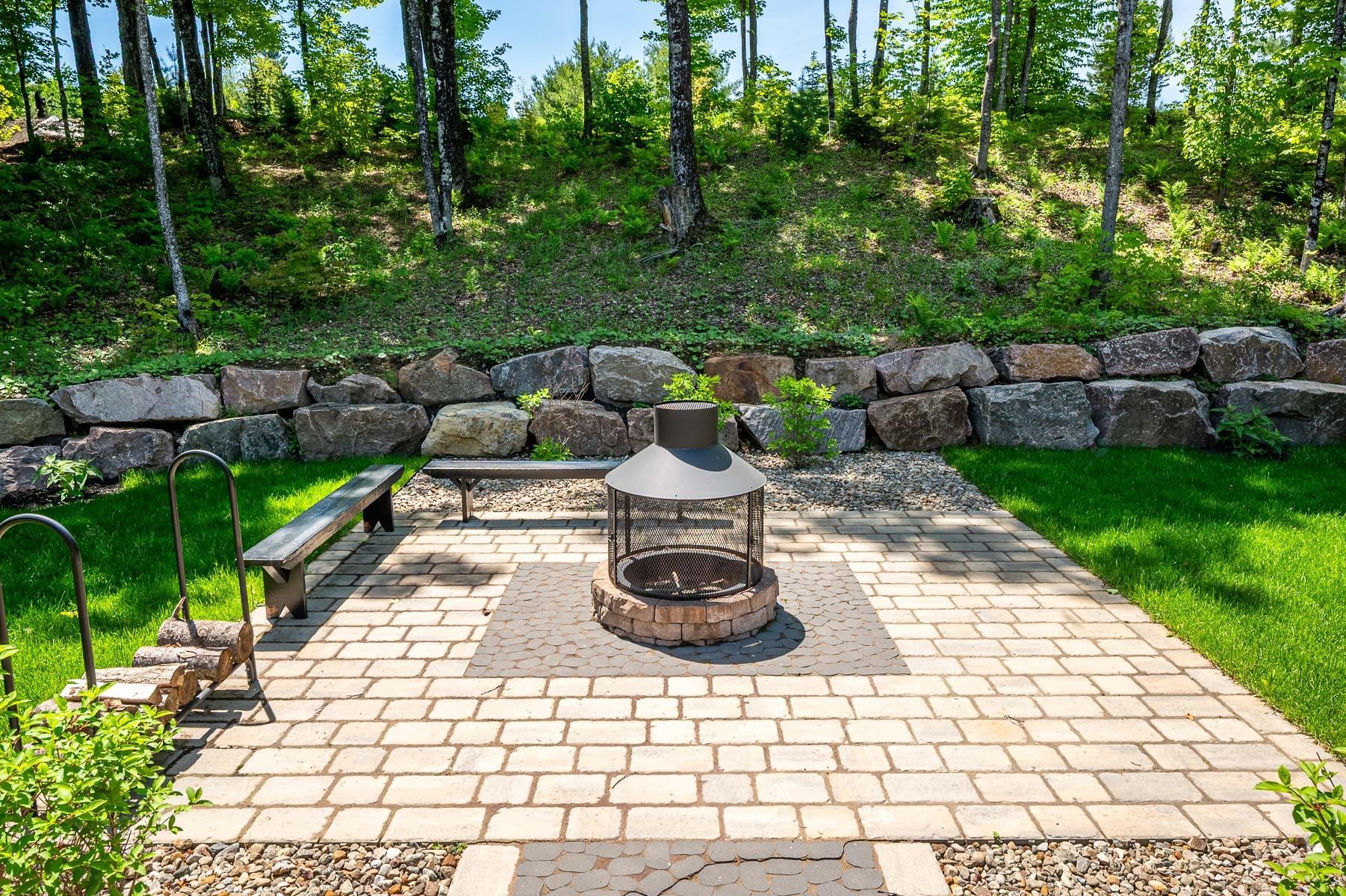 Exterior - 2100 Ch. De L'Étang, Sainte-Adèle, QC