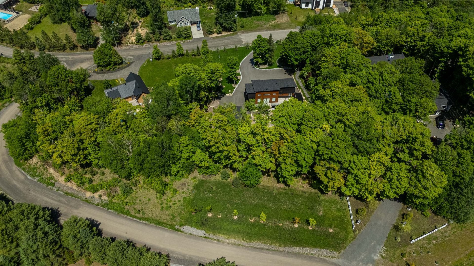 Aerial View - 2100 Ch. De L'Étang, Sainte-Adèle, QC