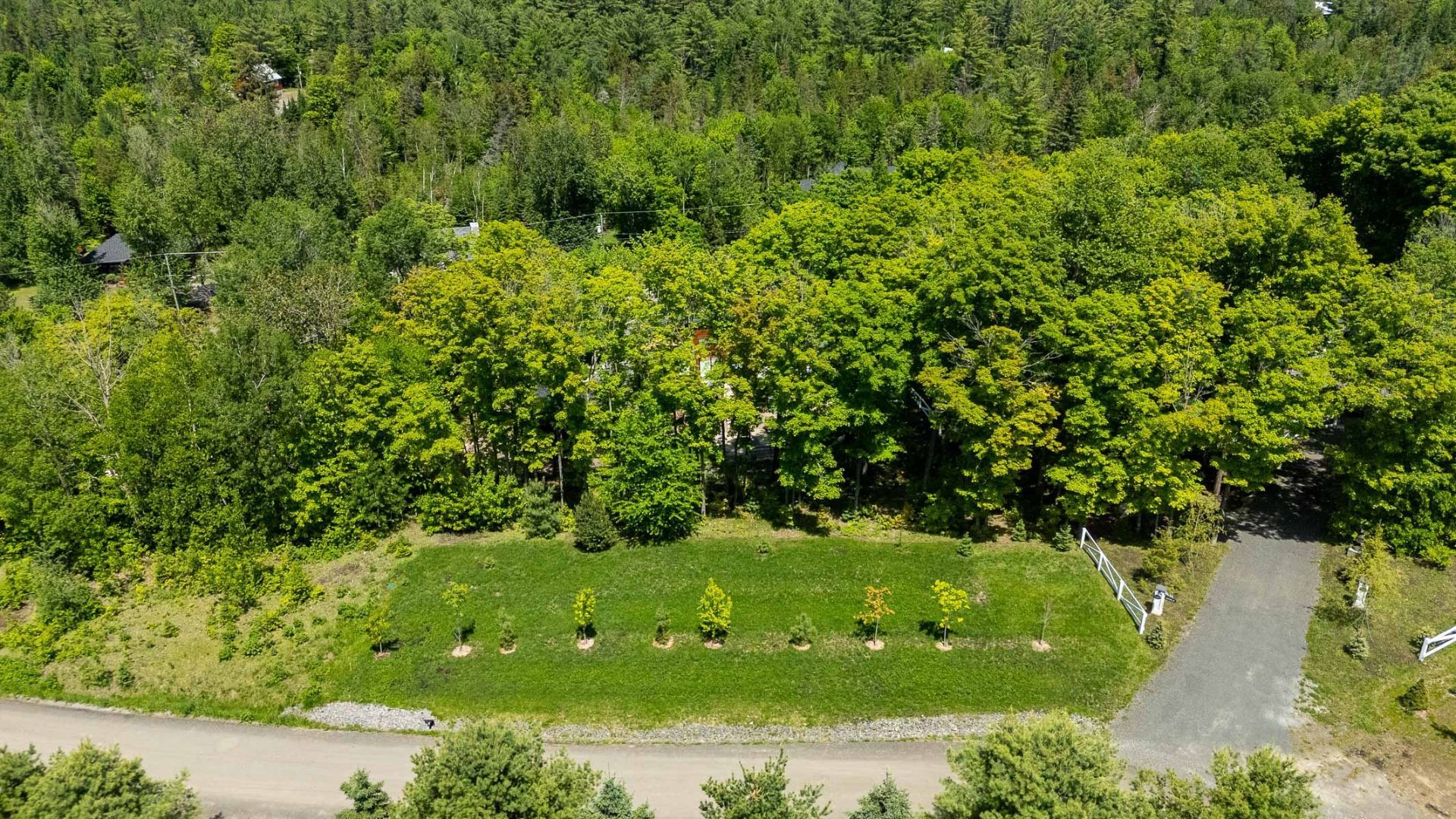 Aerial View - 2100 Ch. De L'Étang, Sainte-Adèle, QC
