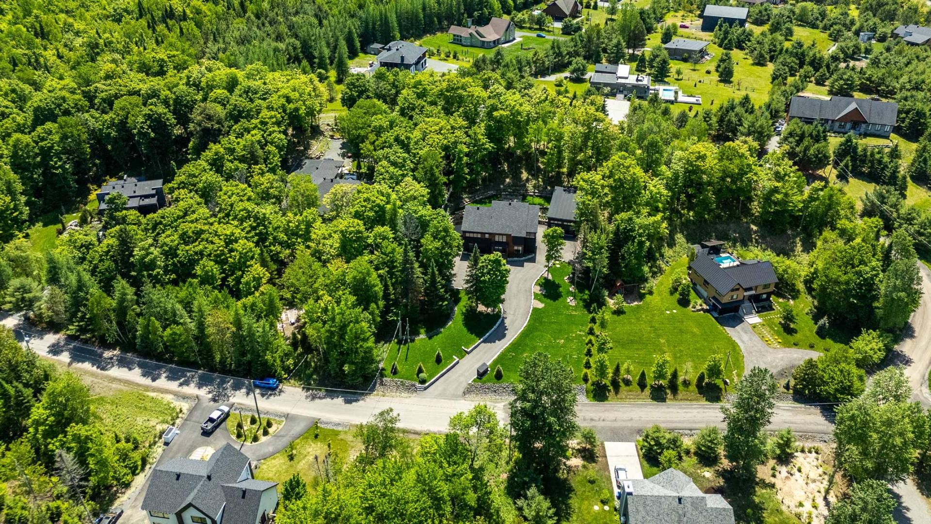 Aerial View - 2100 Ch. De L'Étang, Sainte-Adèle, QC