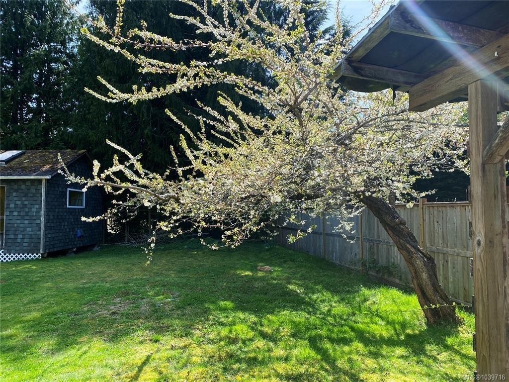 1520 King Rd, Qualicum Beach, BC