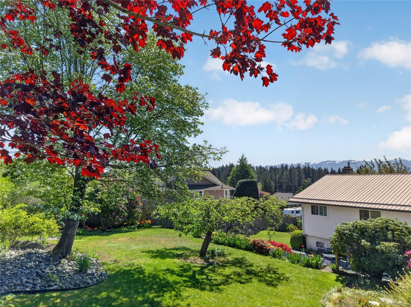 680 View Ave, Courtenay, BC