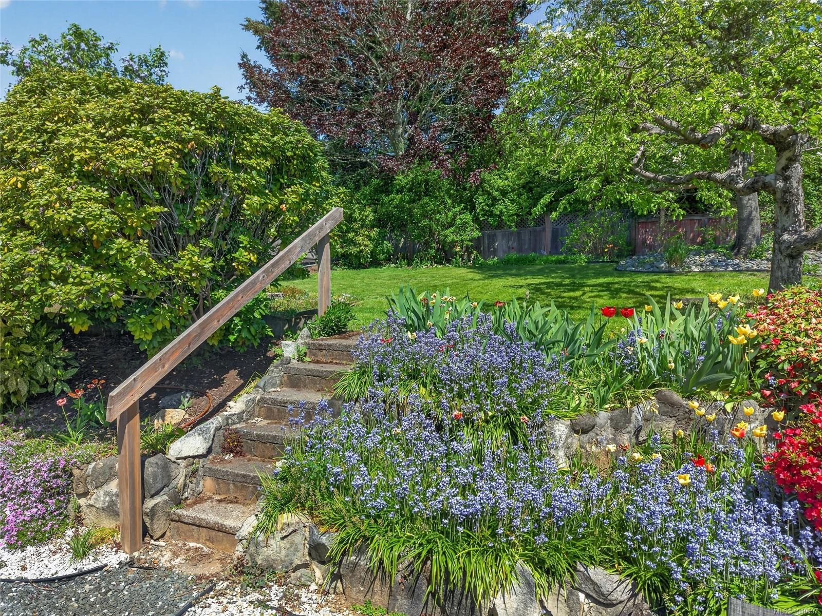 680 View Ave, Courtenay, BC