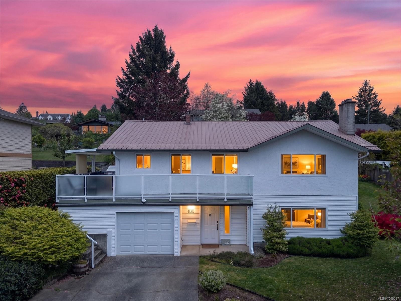 680 View Ave, Courtenay, BC