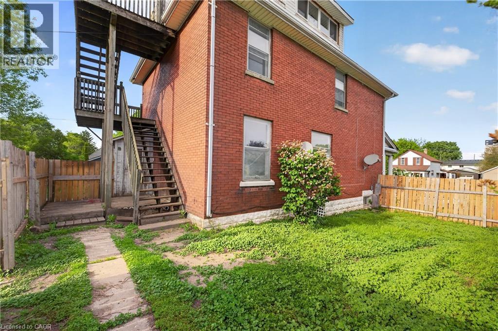 26 Arthur Avenue, St. Thomas, ON - Outdoor With Exterior