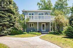 102 FRASER CRESCENT Blue Mountains, ON L9Y 0M8