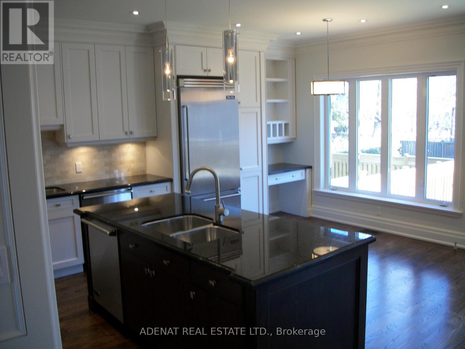 33 Yoemans Road E, Toronto, ON