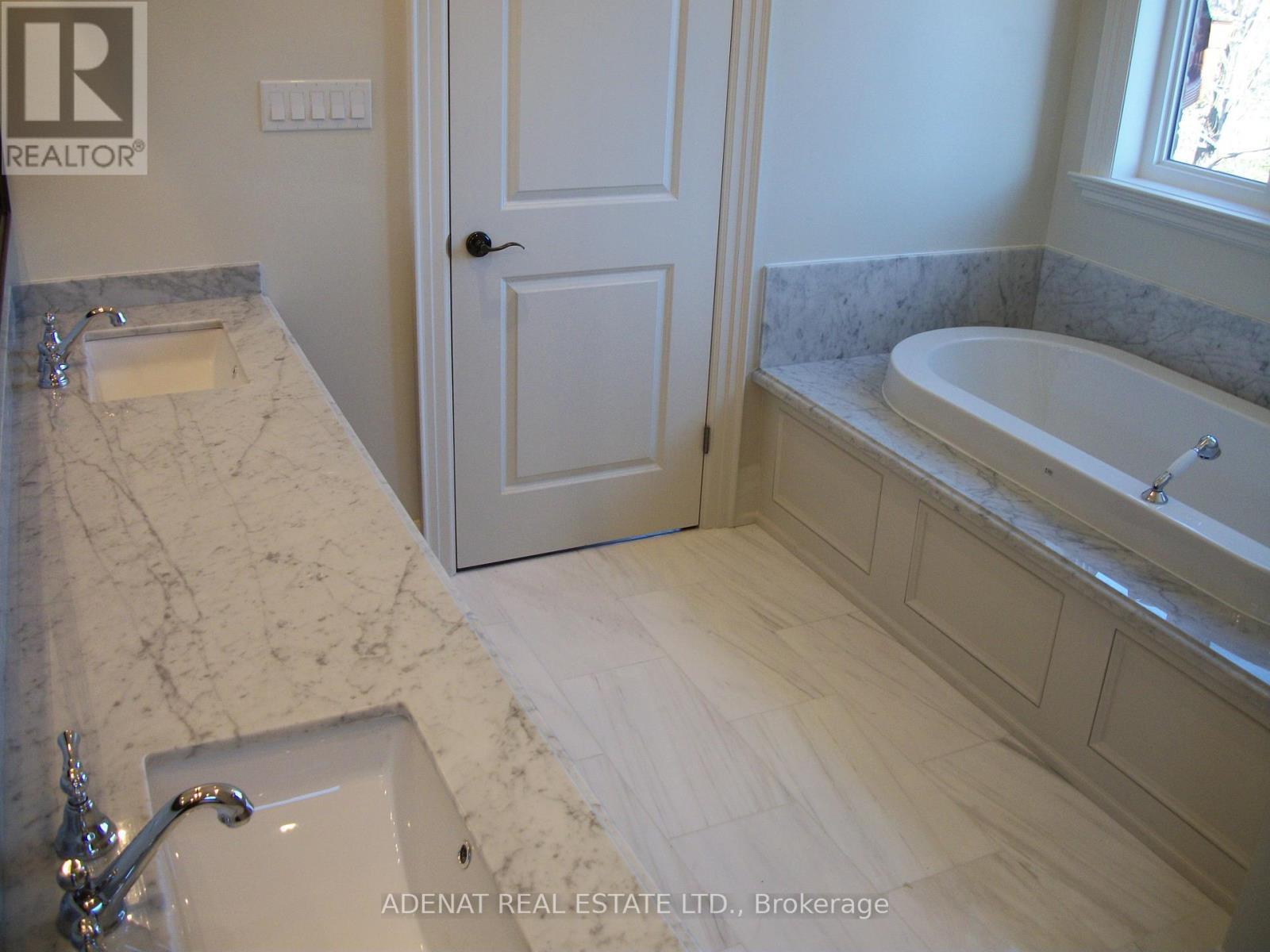33 Yoemans Road E, Toronto, ON