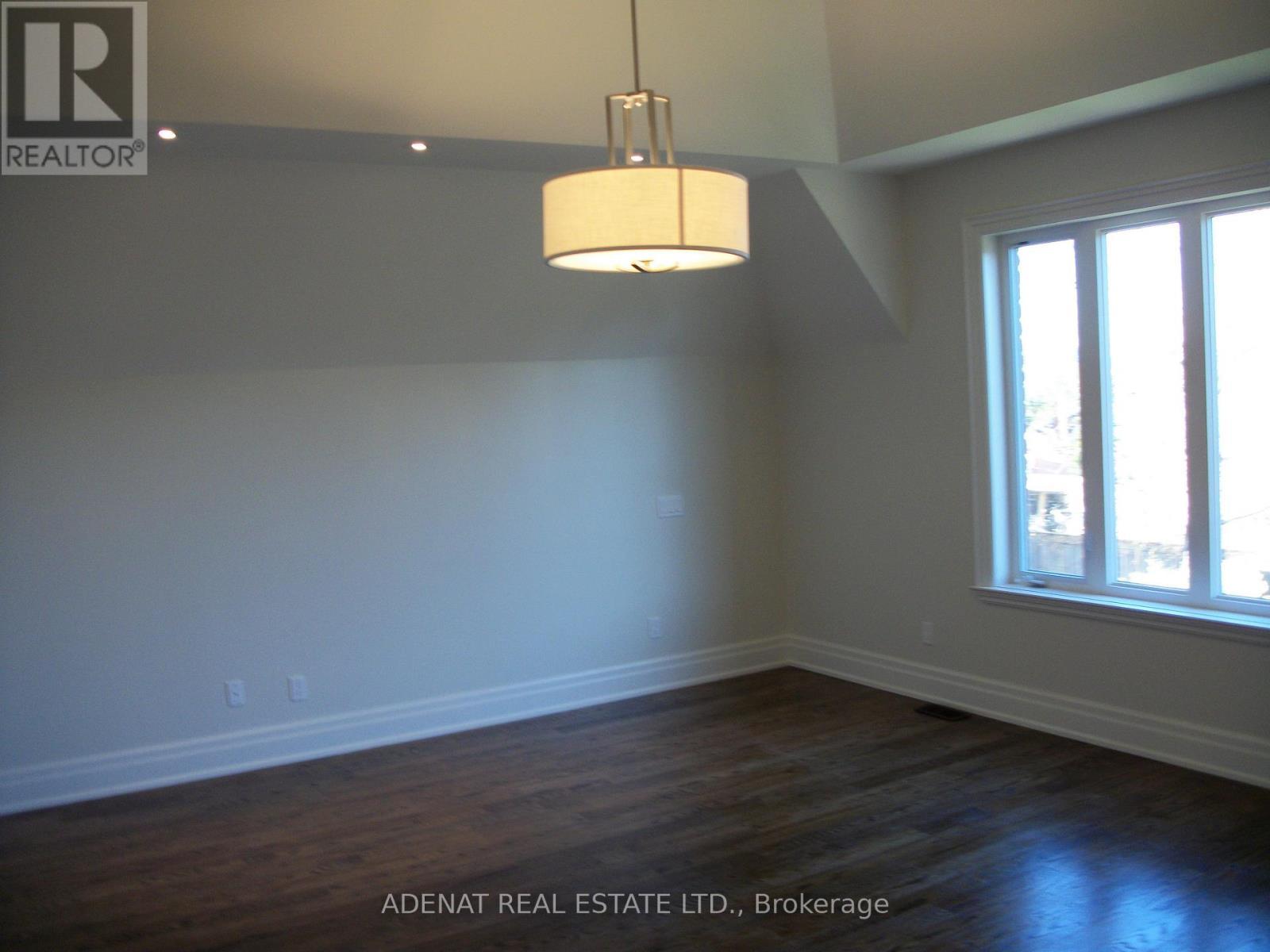 33 Yoemans Road E, Toronto, ON