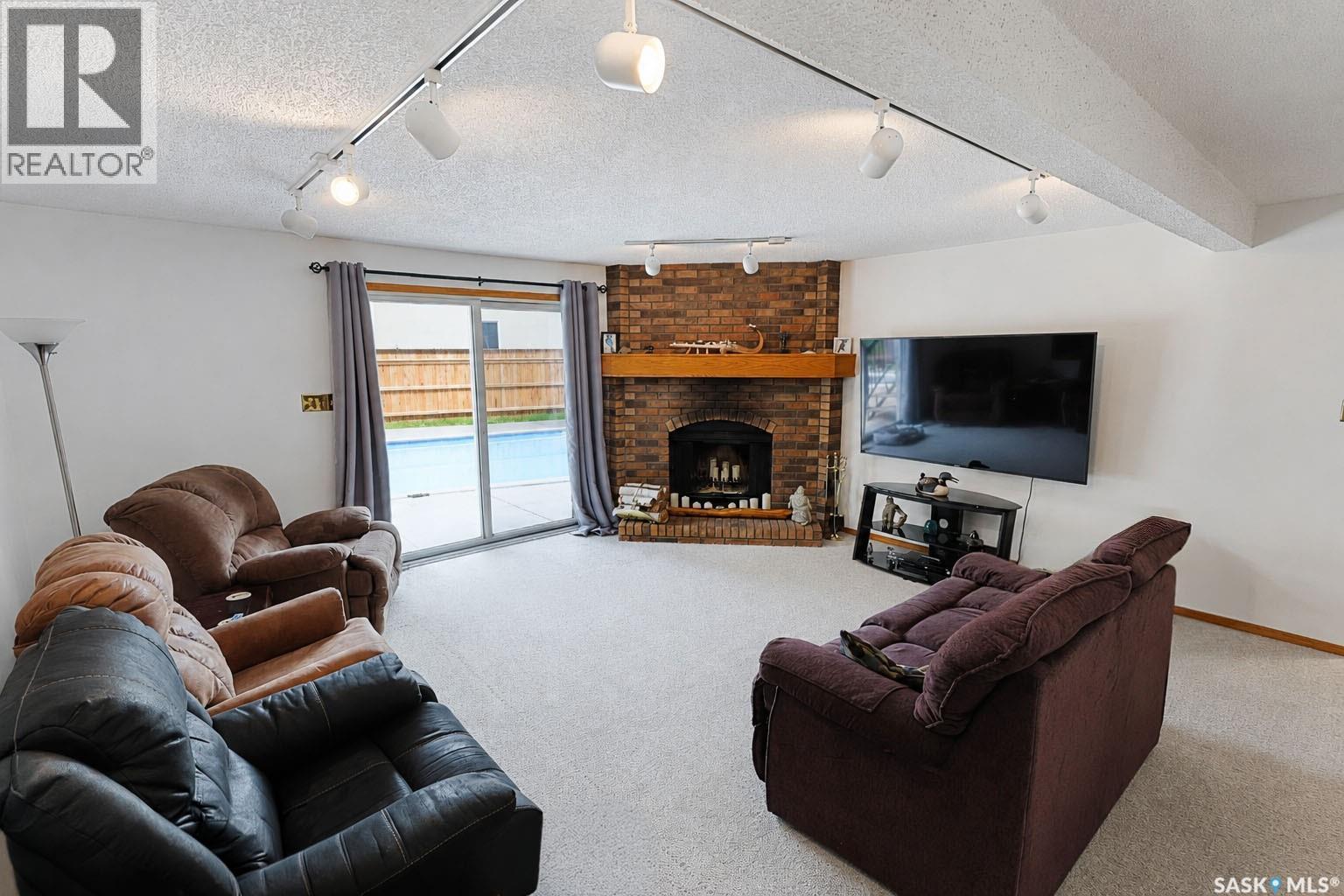 837 Conroy Place, Prince Albert, SK
