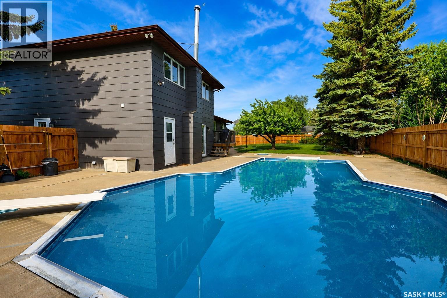 837 Conroy Place, Prince Albert, SK