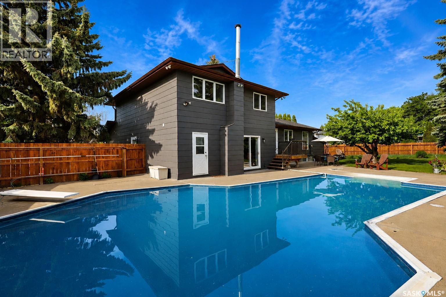 837 Conroy Place, Prince Albert, SK