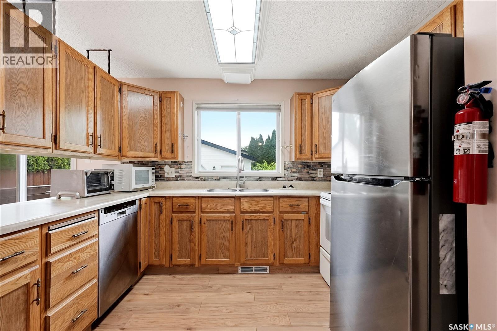 534 Nesbitt Lane, Saskatoon, SK