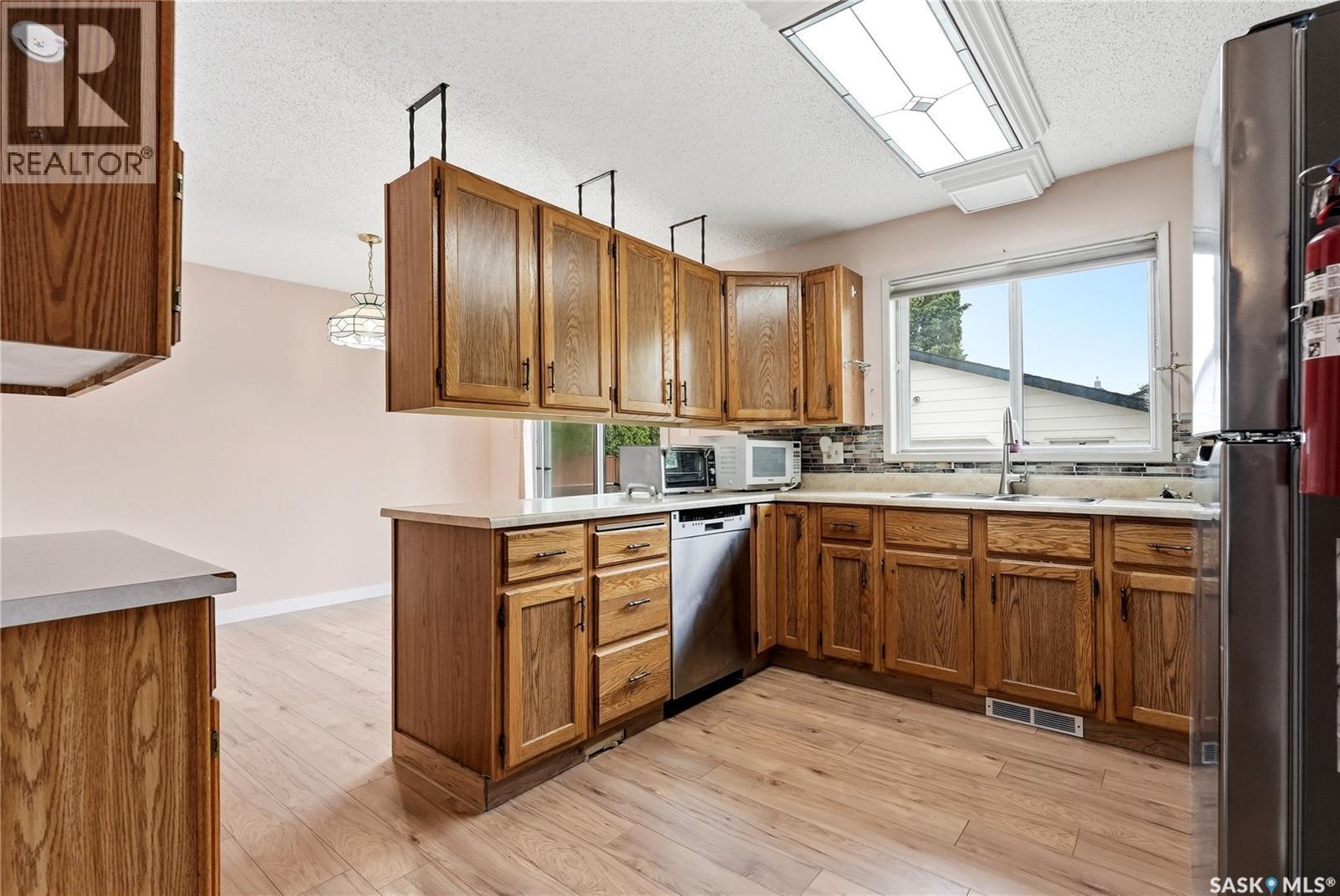 534 Nesbitt Lane, Saskatoon, SK