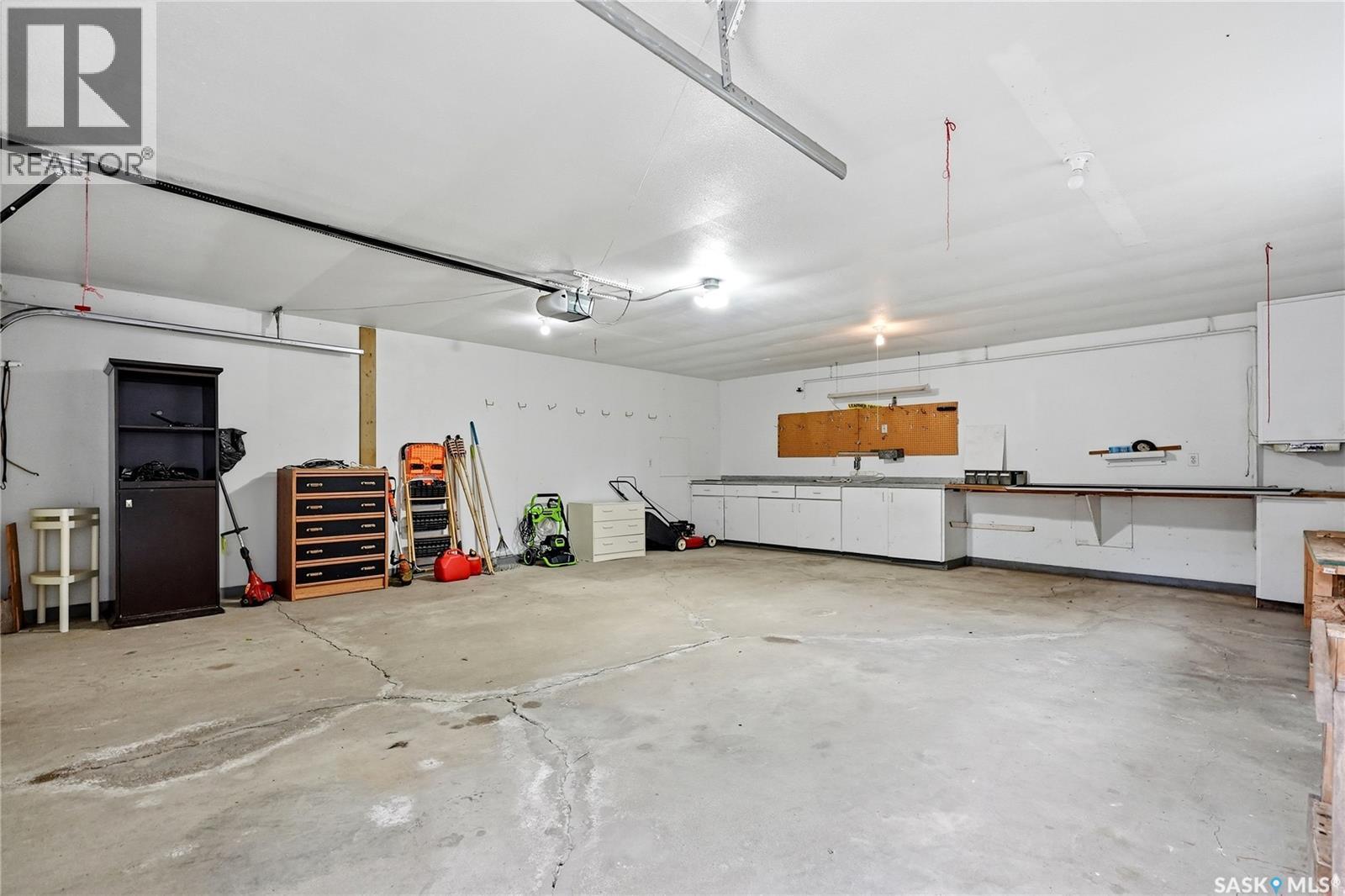 534 Nesbitt Lane, Saskatoon, SK