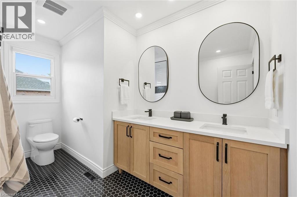 4147 Millcroft Park Drive, Burlington, ON