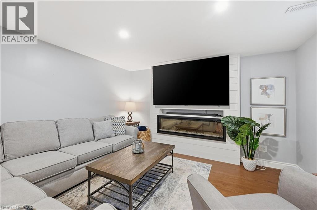 4147 Millcroft Park Drive, Burlington, ON