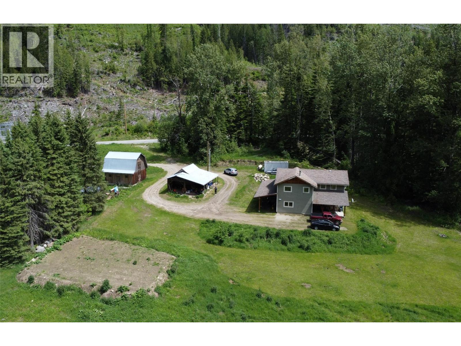 Welcome to 4638 Hwy 6 - 4638 6 Highway, Nelson, BC