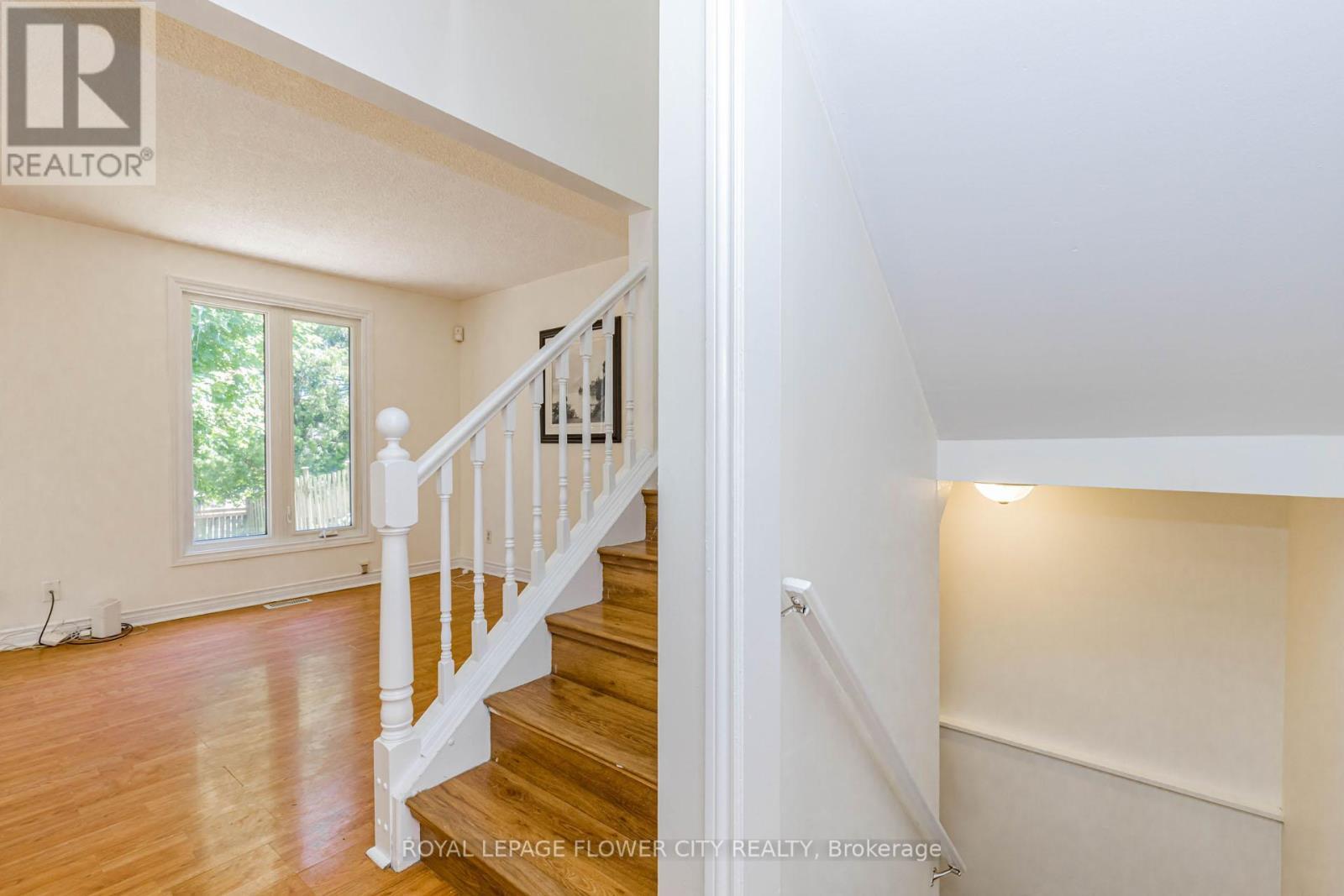 15 Glendan Court, Cambridge, ON