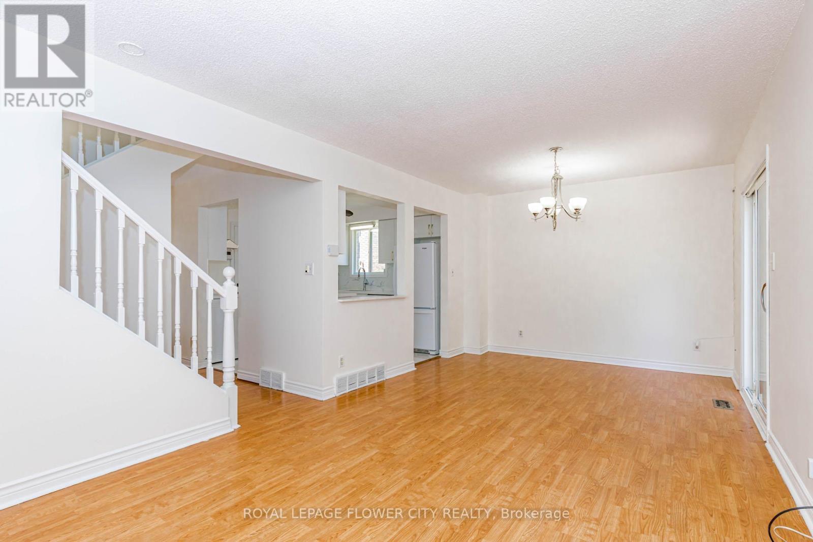 15 Glendan Court, Cambridge, ON