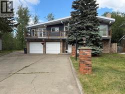 10704 Pinecrest Lane Dawson Creek, BC V1G 4M6