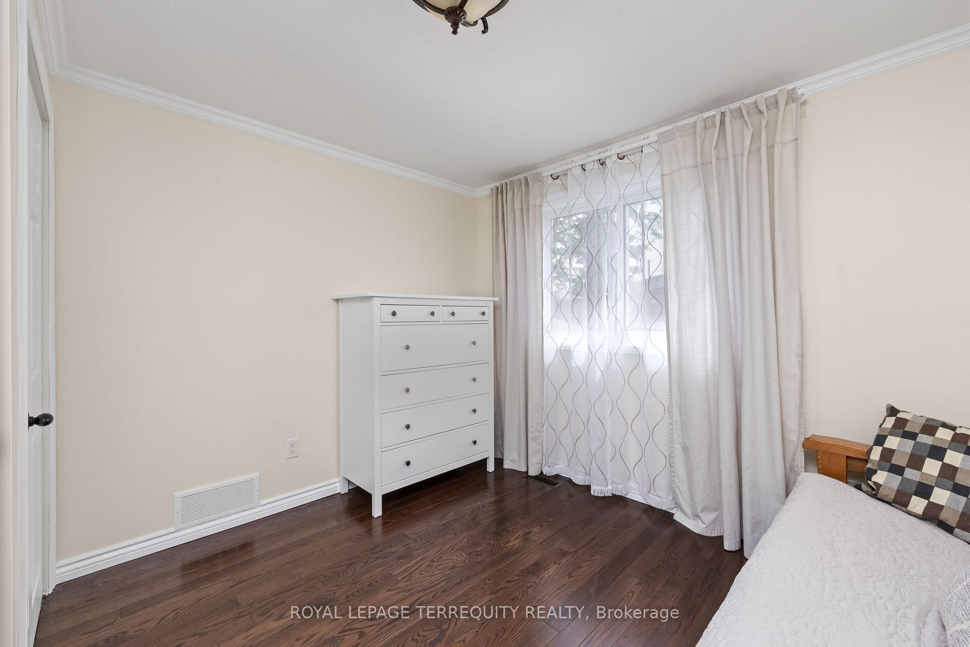 1853 Briarcrook Crescent, Mississauga, ON