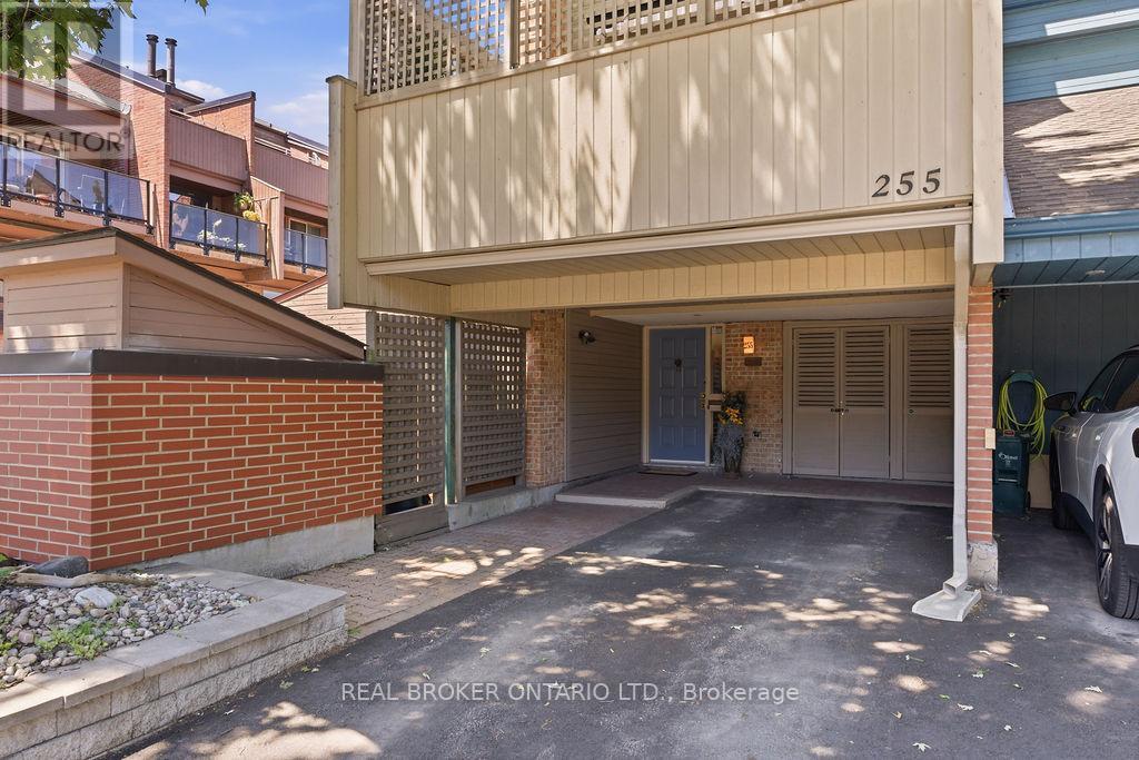 255 Bruyere Street, Ottawa, ON