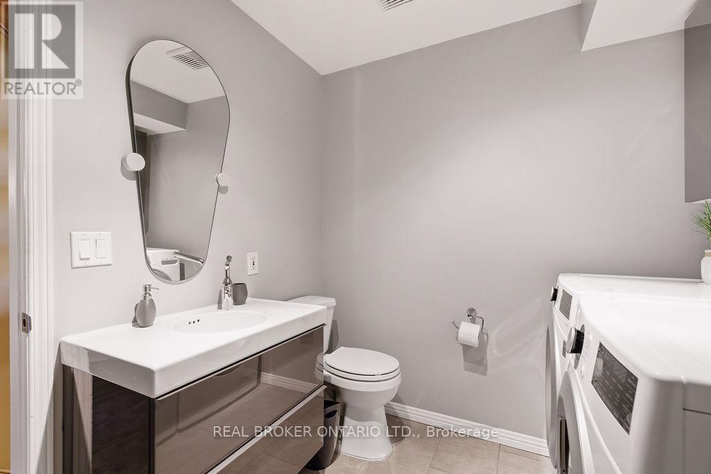 255 Bruyere Street, Ottawa, ON