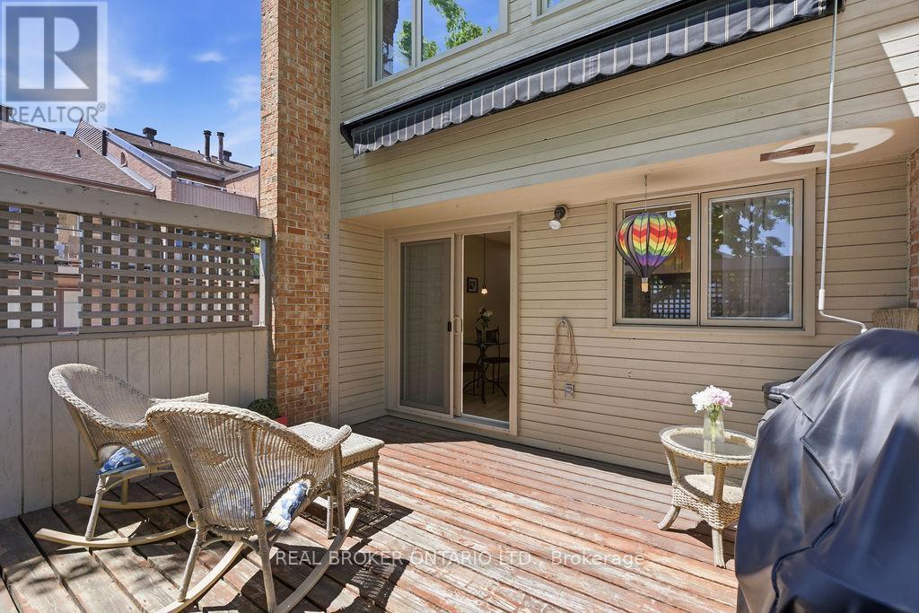 255 Bruyere Street, Ottawa, ON