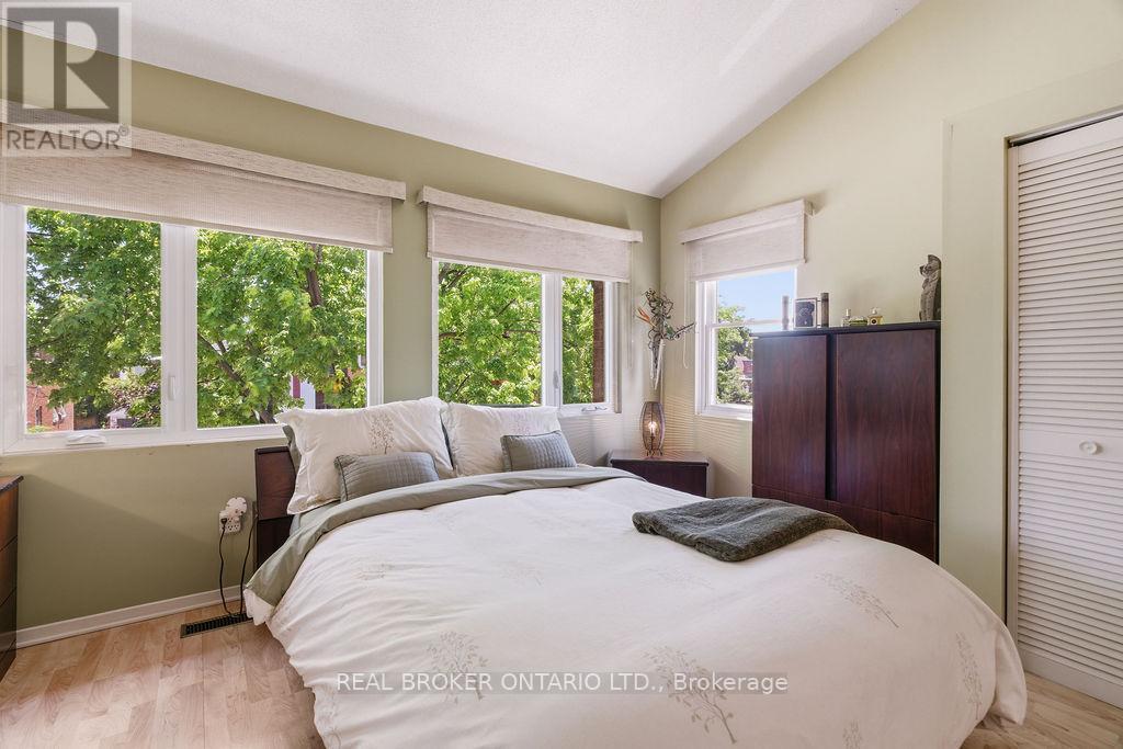 255 Bruyere Street, Ottawa, ON