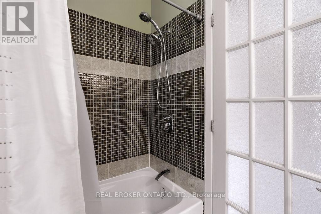 255 Bruyere Street, Ottawa, ON