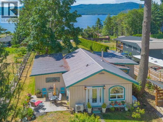 9904 View Road, Powell River, BC
