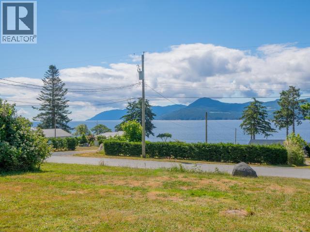 9904 View Road, Powell River, BC