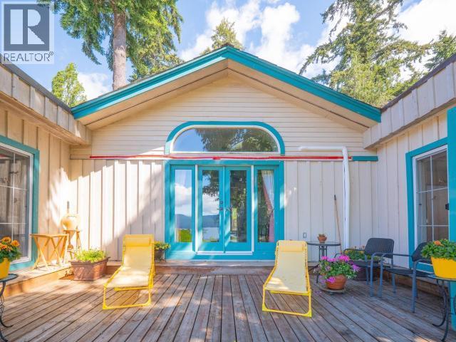 9904 View Road, Powell River, BC